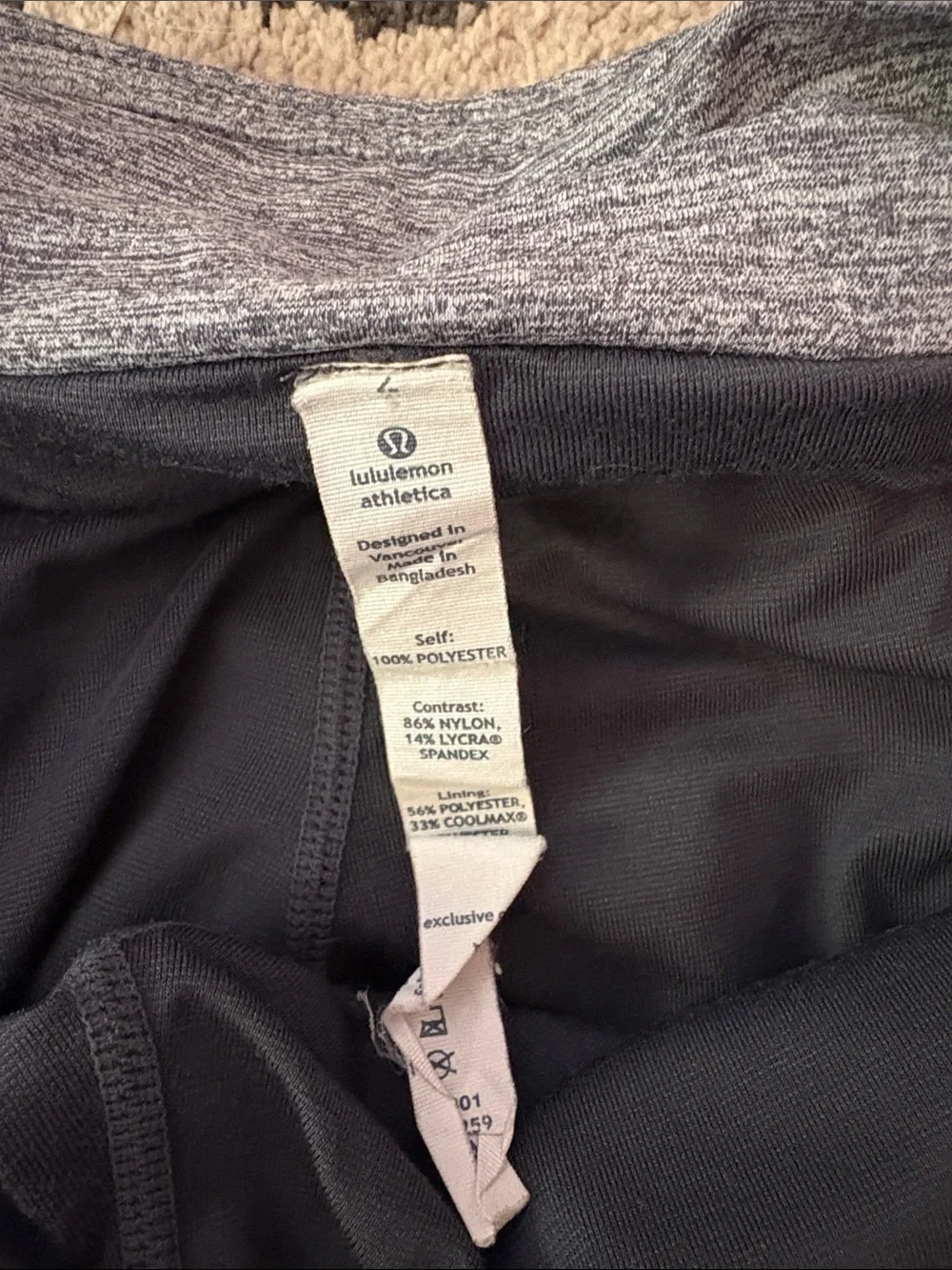 Striped Pleated Mini Skirt in Gray and Cream. Lululemon size 2. Great condition